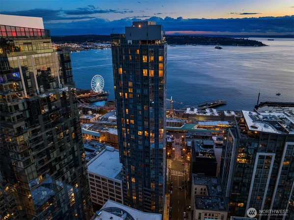 121 Stewart Street #3703, Seattle, WA 98101