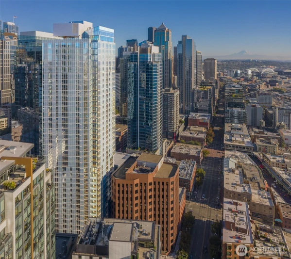 The #1 tower in Seattle!
